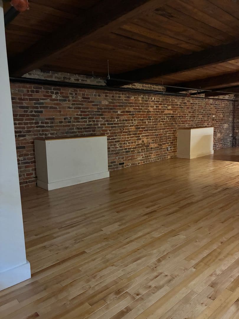 Petersburg Apartment: 219 E Bank St - Apt 202