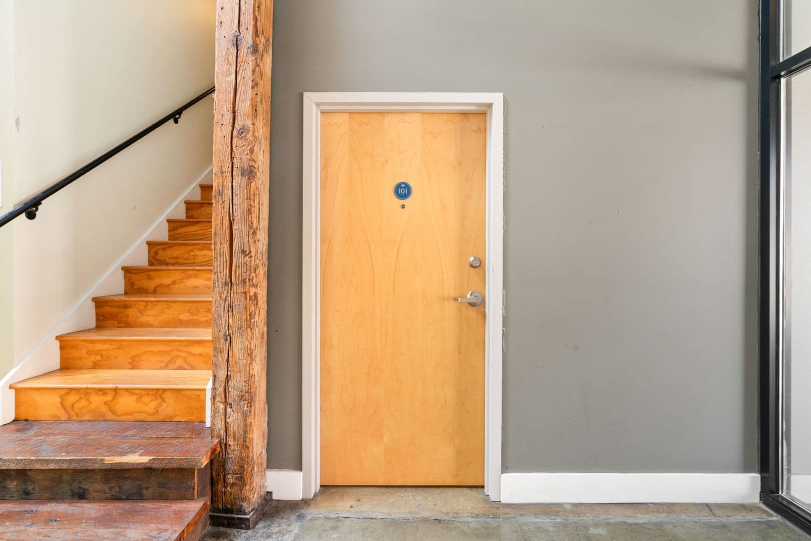 Petersburg Apartment: 219 E Bank St - Apt 228