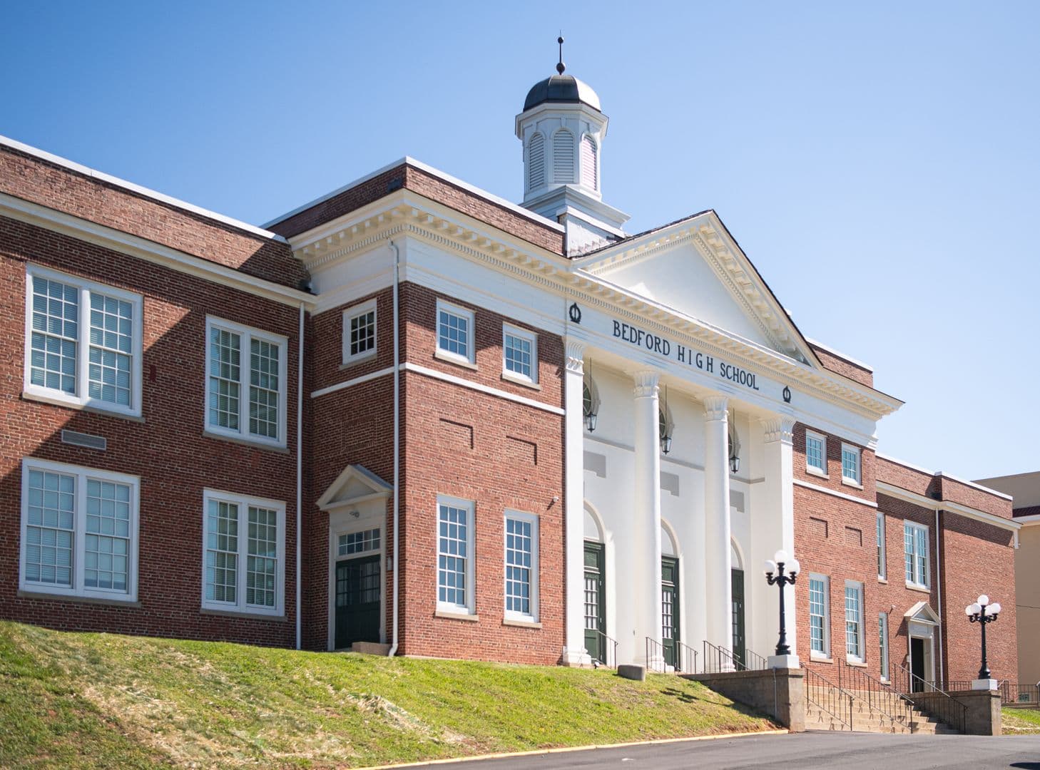 Bedford Apartment: 503 Longwood Ave.