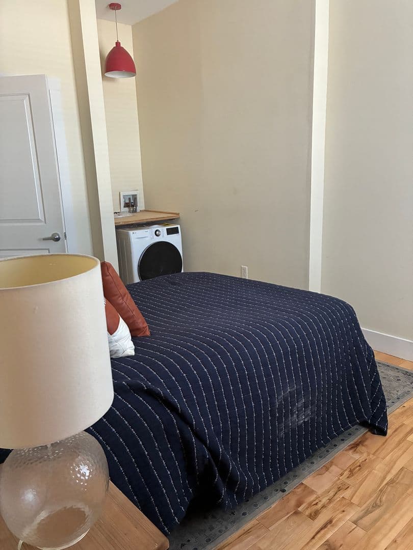 Petersburg Apartment: 257 E Bank St