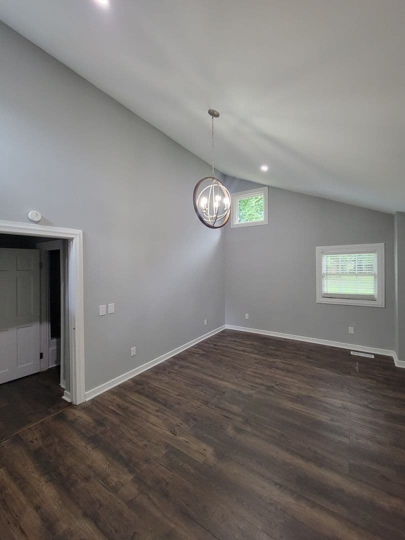 Hopewell Apartment: 1016 Pecan Avenue