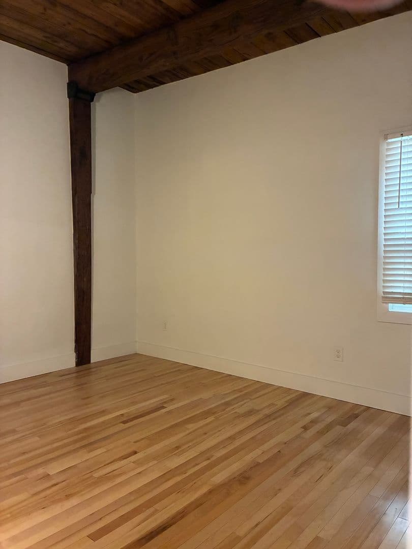 Petersburg Apartment: 219 E Bank St - Apt 228