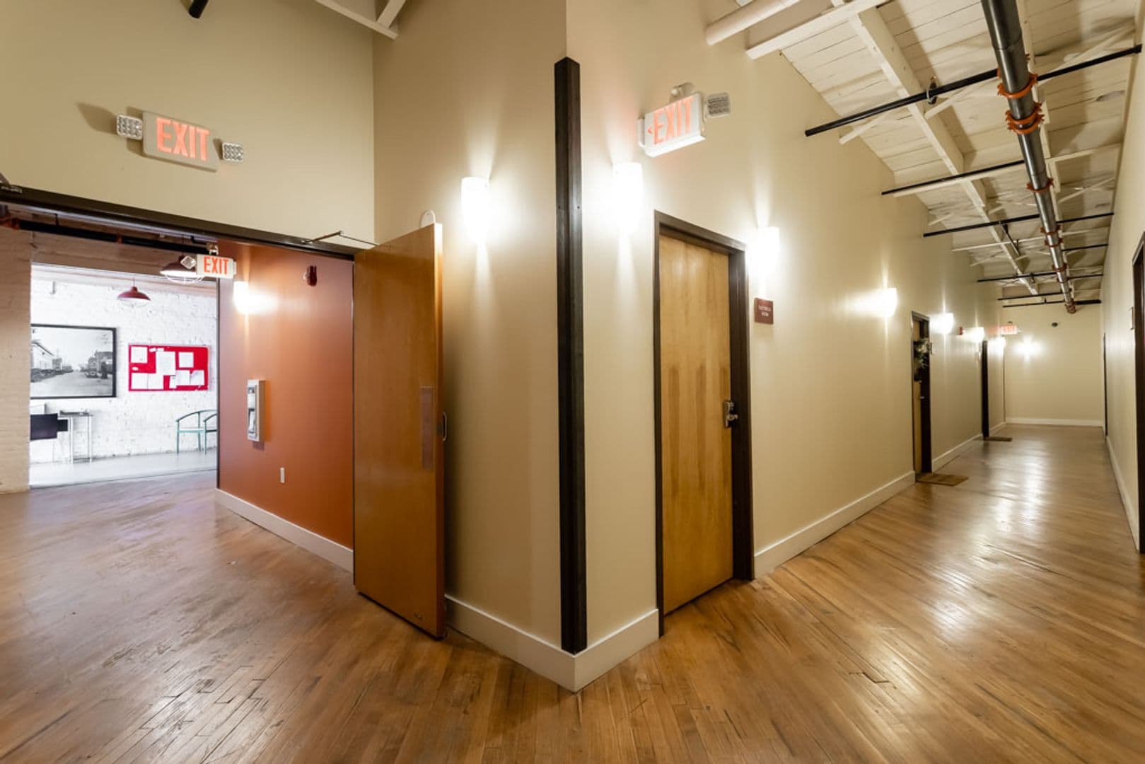 Bedford Apartment: 412 Jackson Street