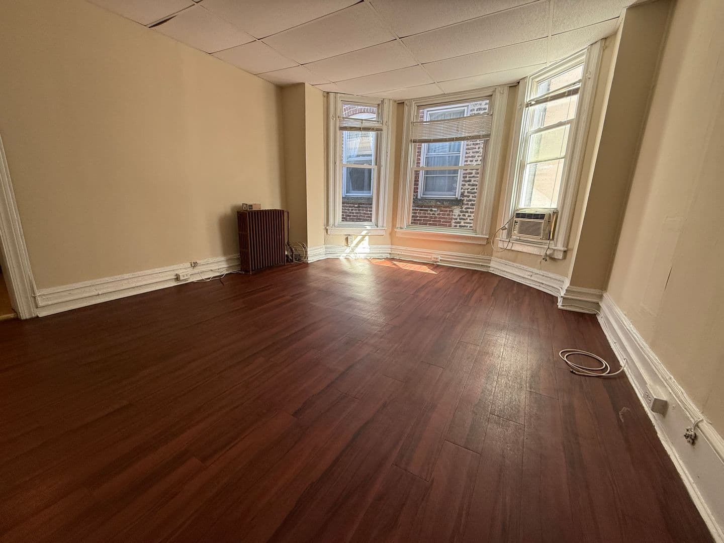 Richmond Apartment: 2704 Grove Avenue