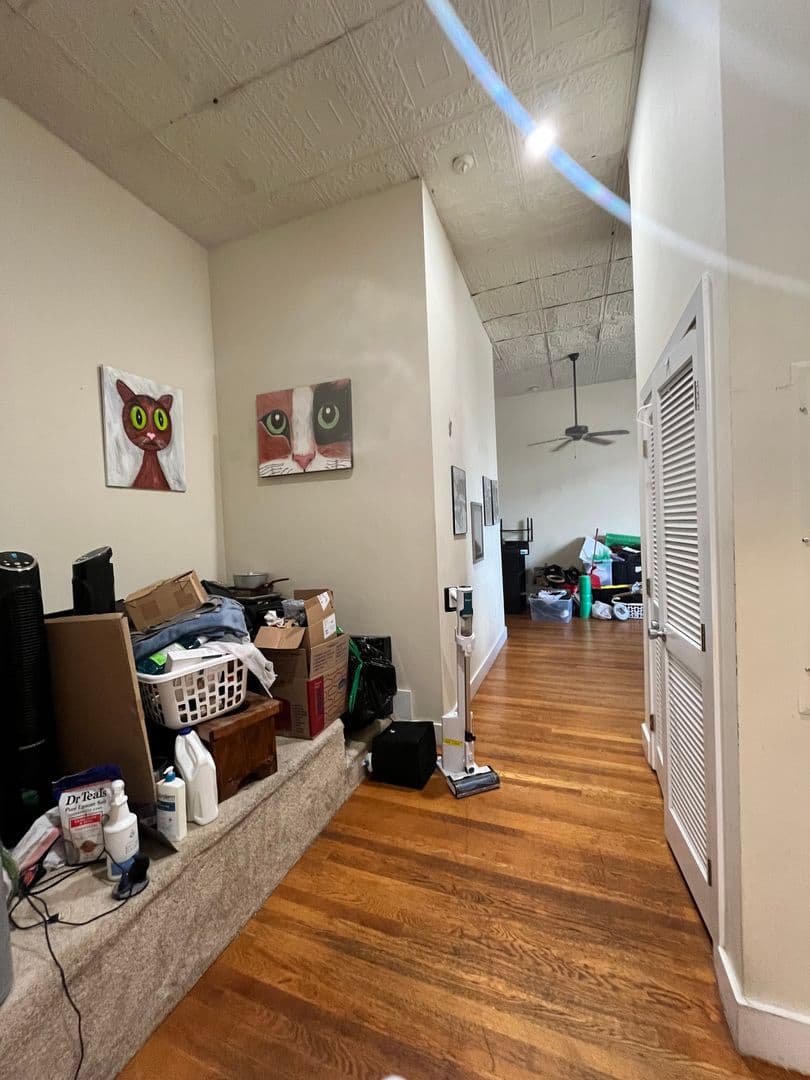 Richmond Apartment: 320 N. 25th St.