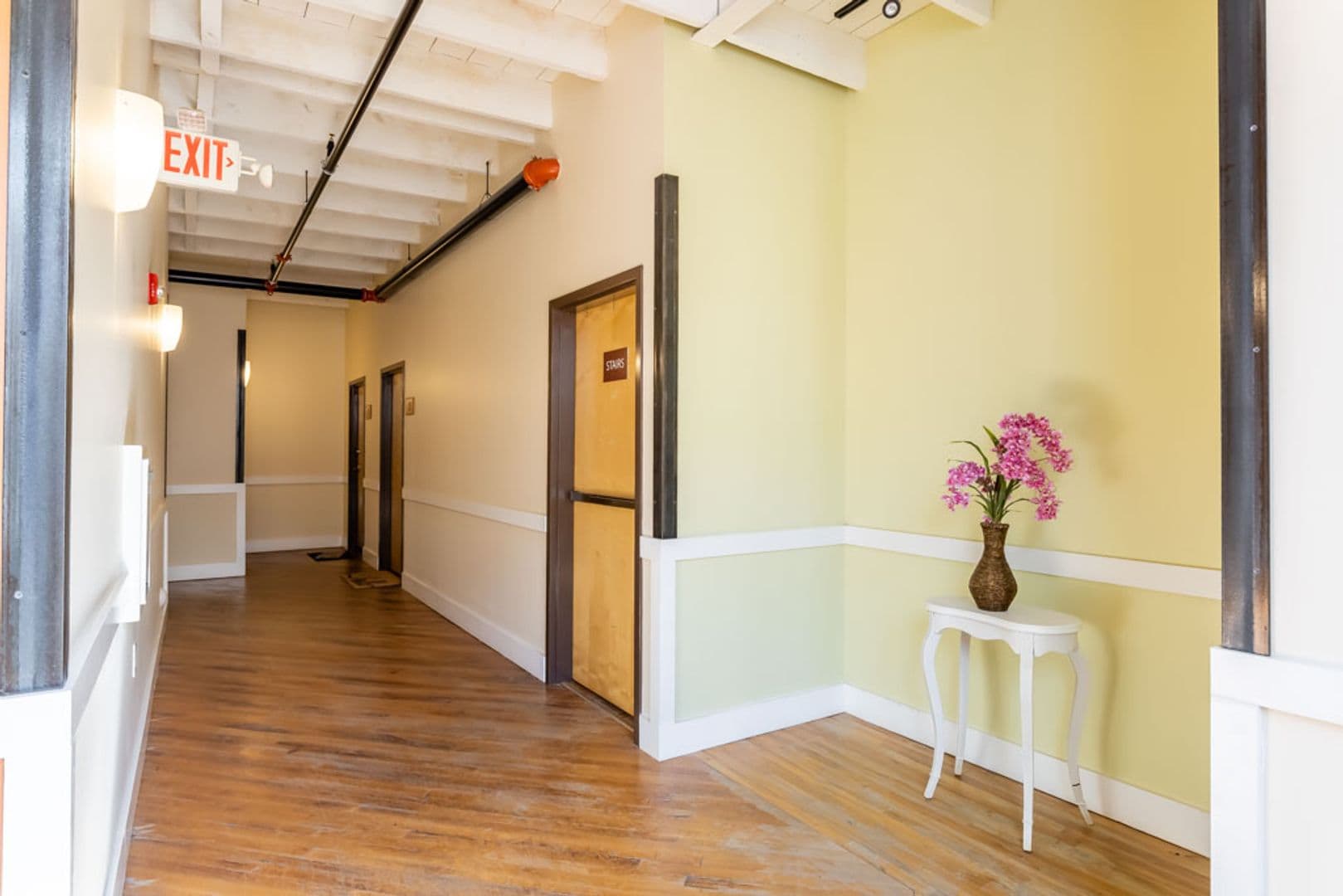 Bedford Apartment: 412 Jackson Street