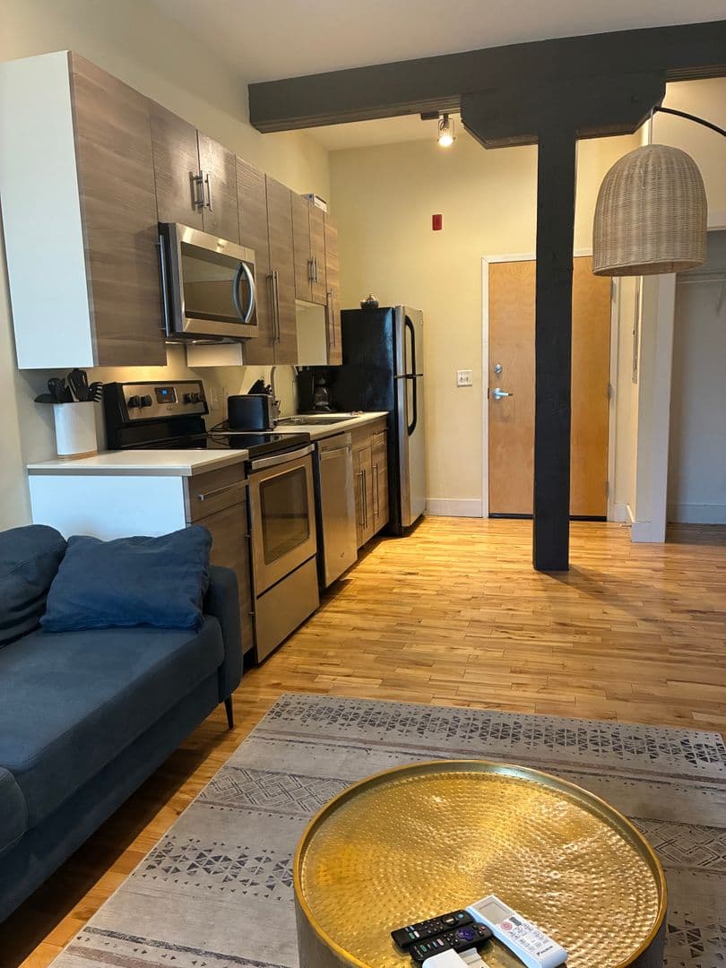Petersburg Apartment: 257 E Bank St