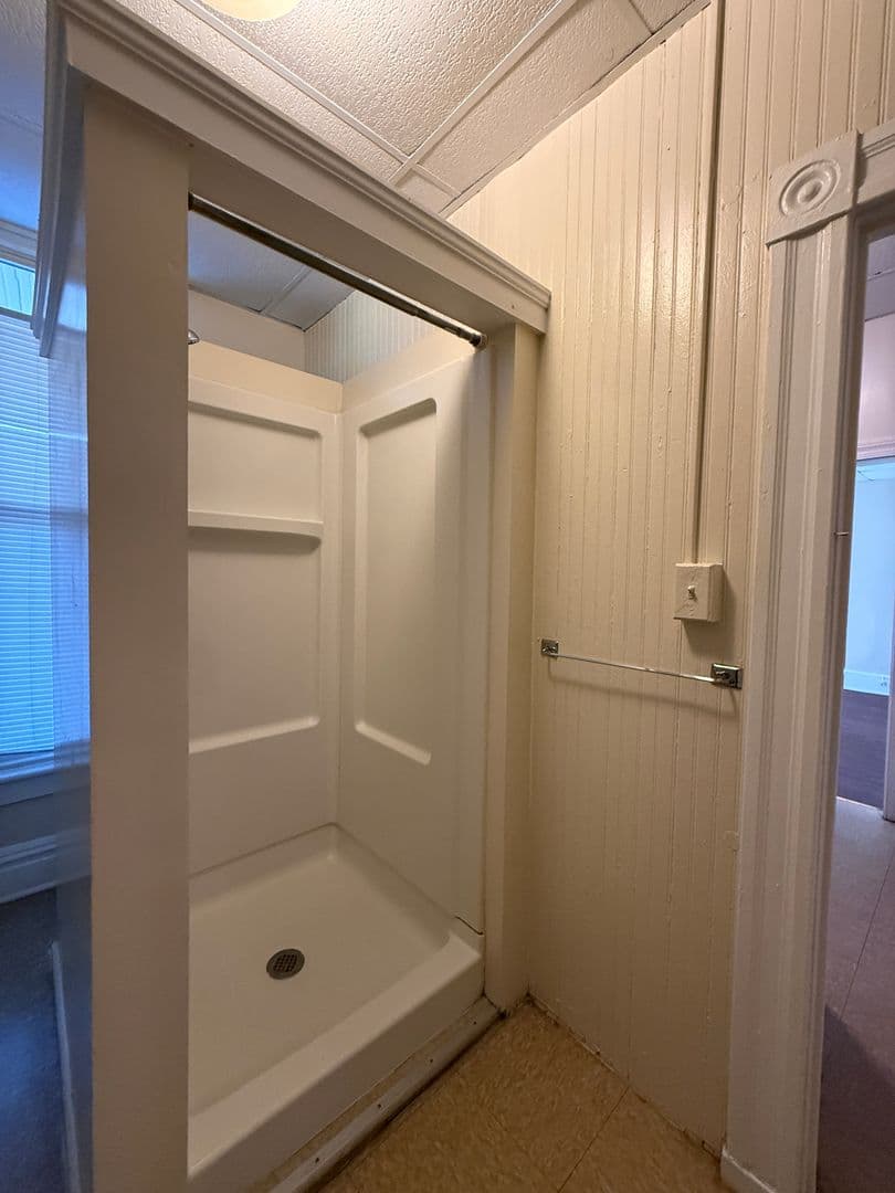 Richmond Apartment: 2704 Grove Avenue