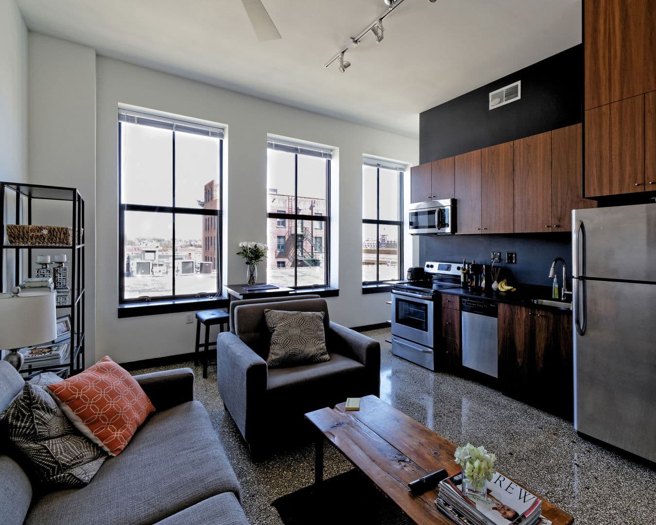 Roanoke Apartment: 301 1ST St. SW