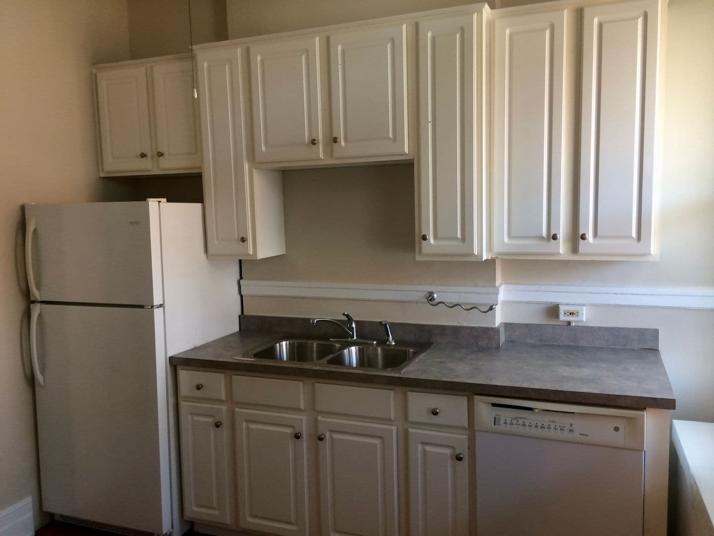 Richmond Apartment: 2420 Grove Avenue