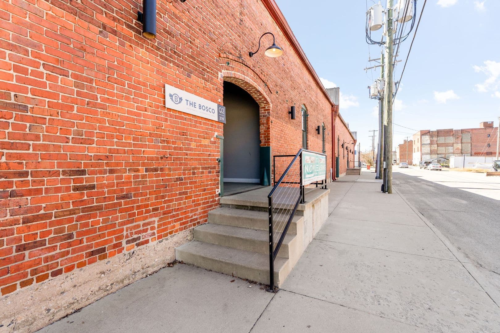 Petersburg Apartment: 219 E Bank St - Apt 207