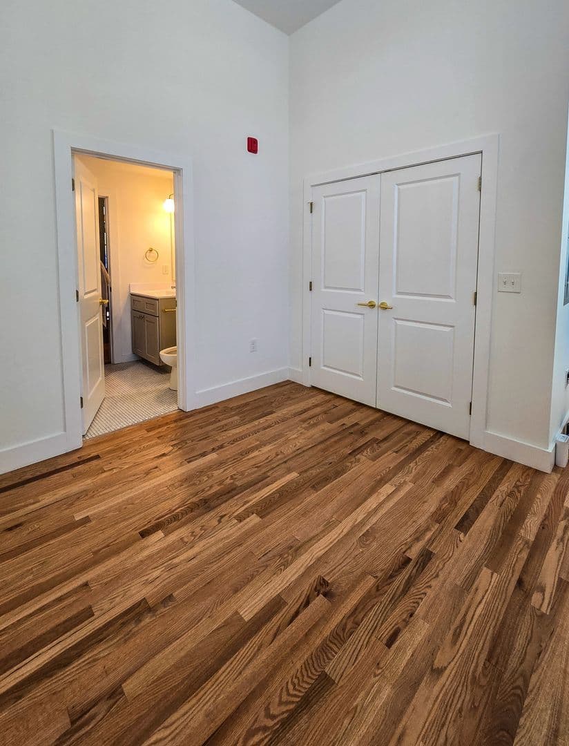 Bedford Apartment: 503 Longwood Ave.