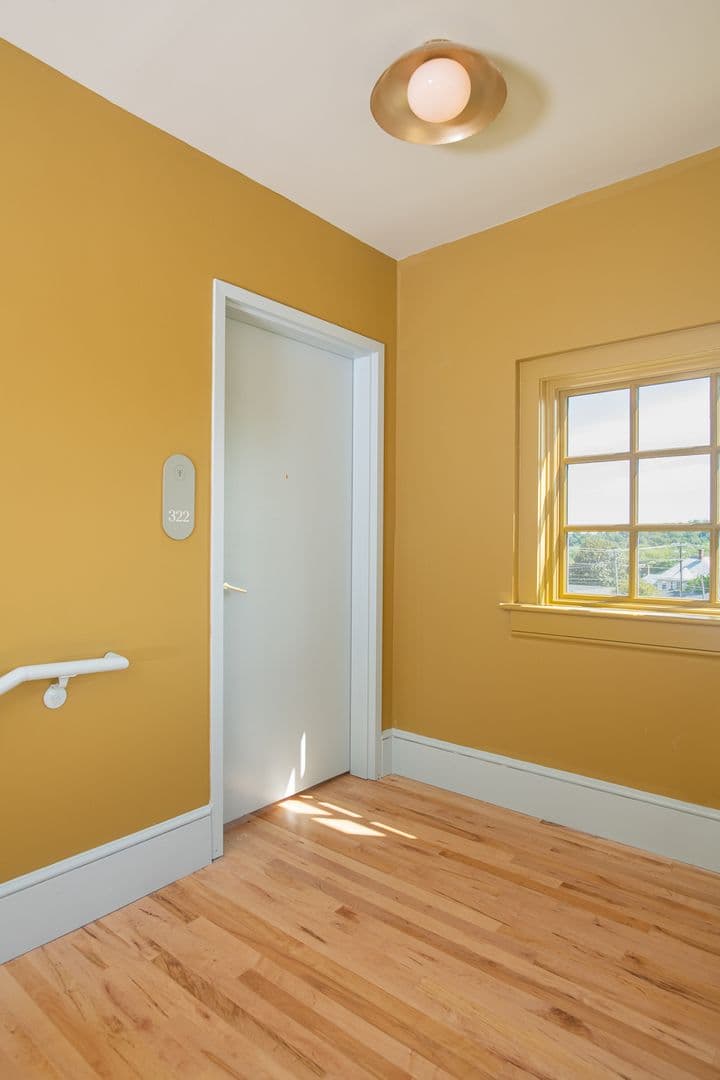 Bedford Apartment: 503 Longwood Ave.