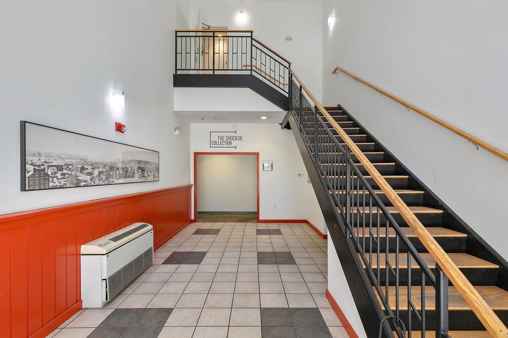 Richmond Apartment: 104 Shockoe Slip