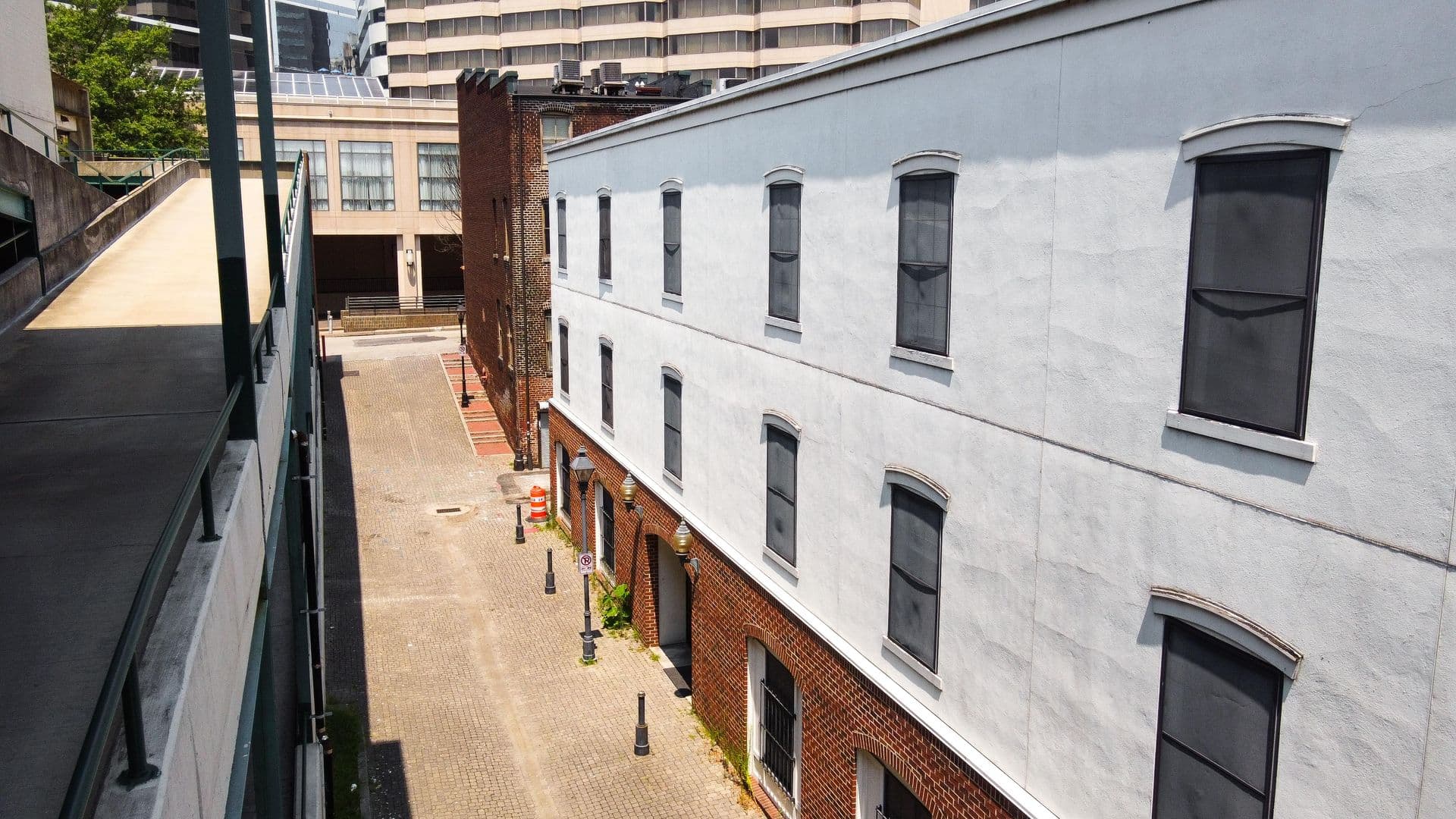 Richmond Apartment: 104 Shockoe Slip