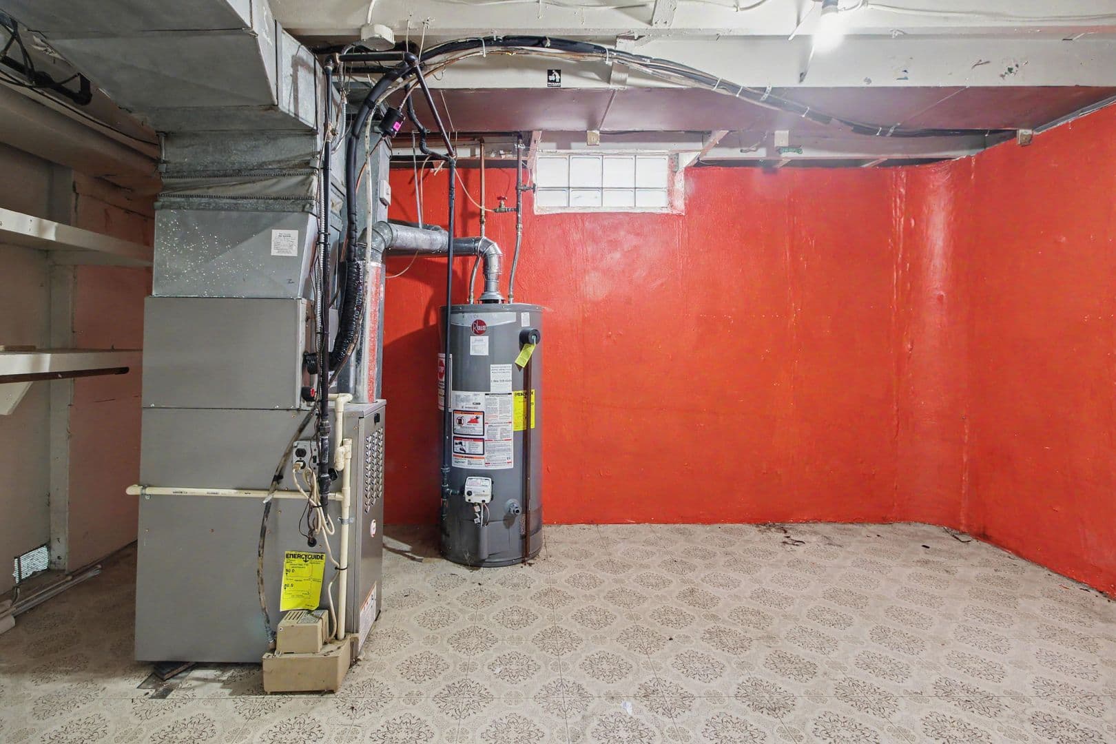 LIVONIA House: 29138 HATHAWAY ST.