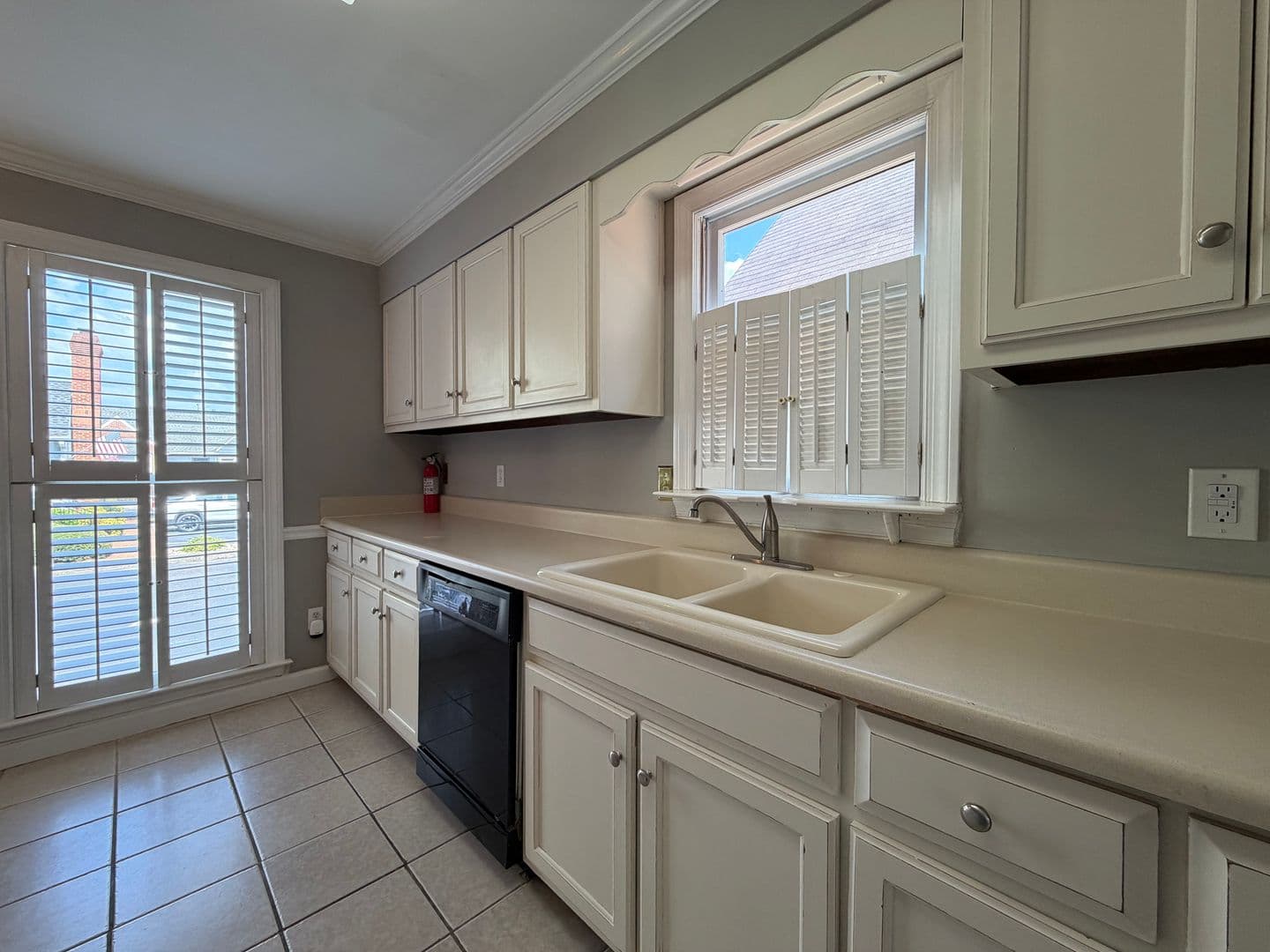 Rome House: 312 E 7th