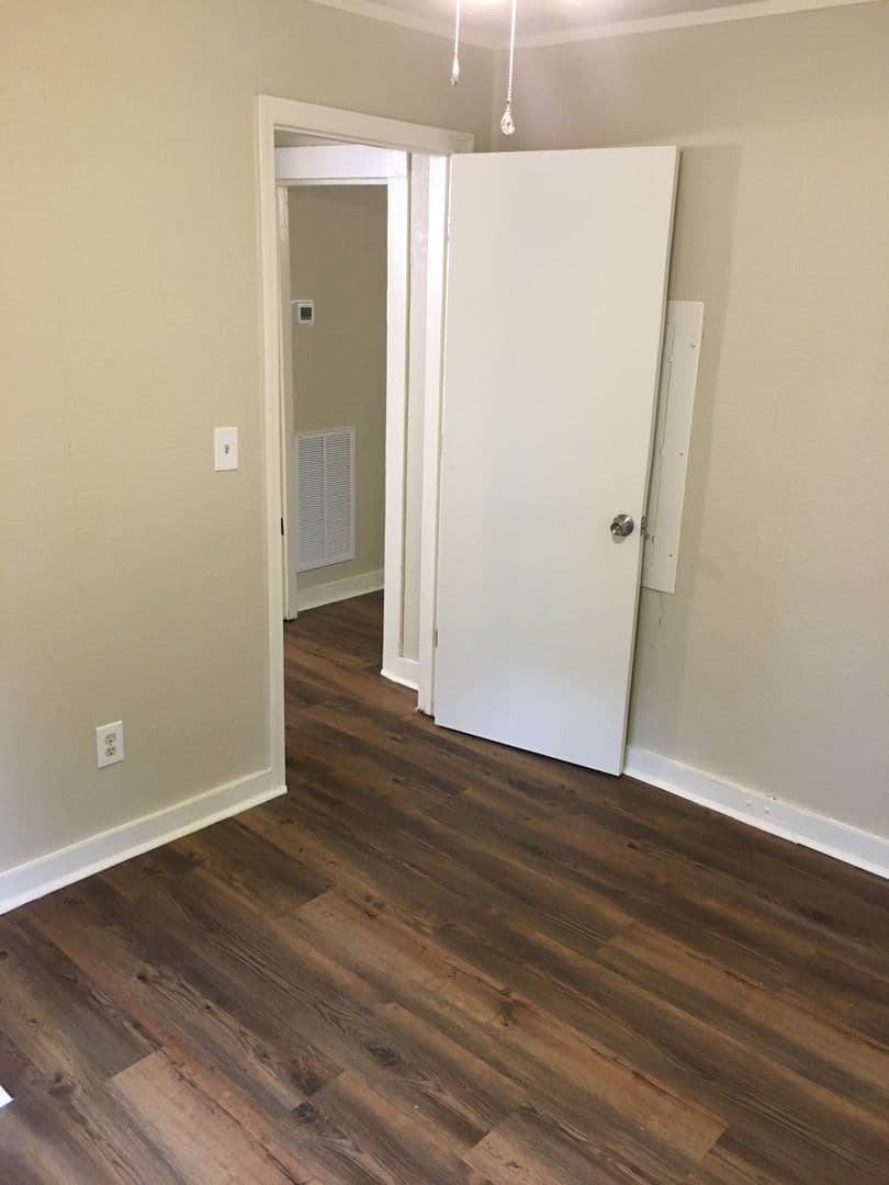 Rome House: 119 Rudy St