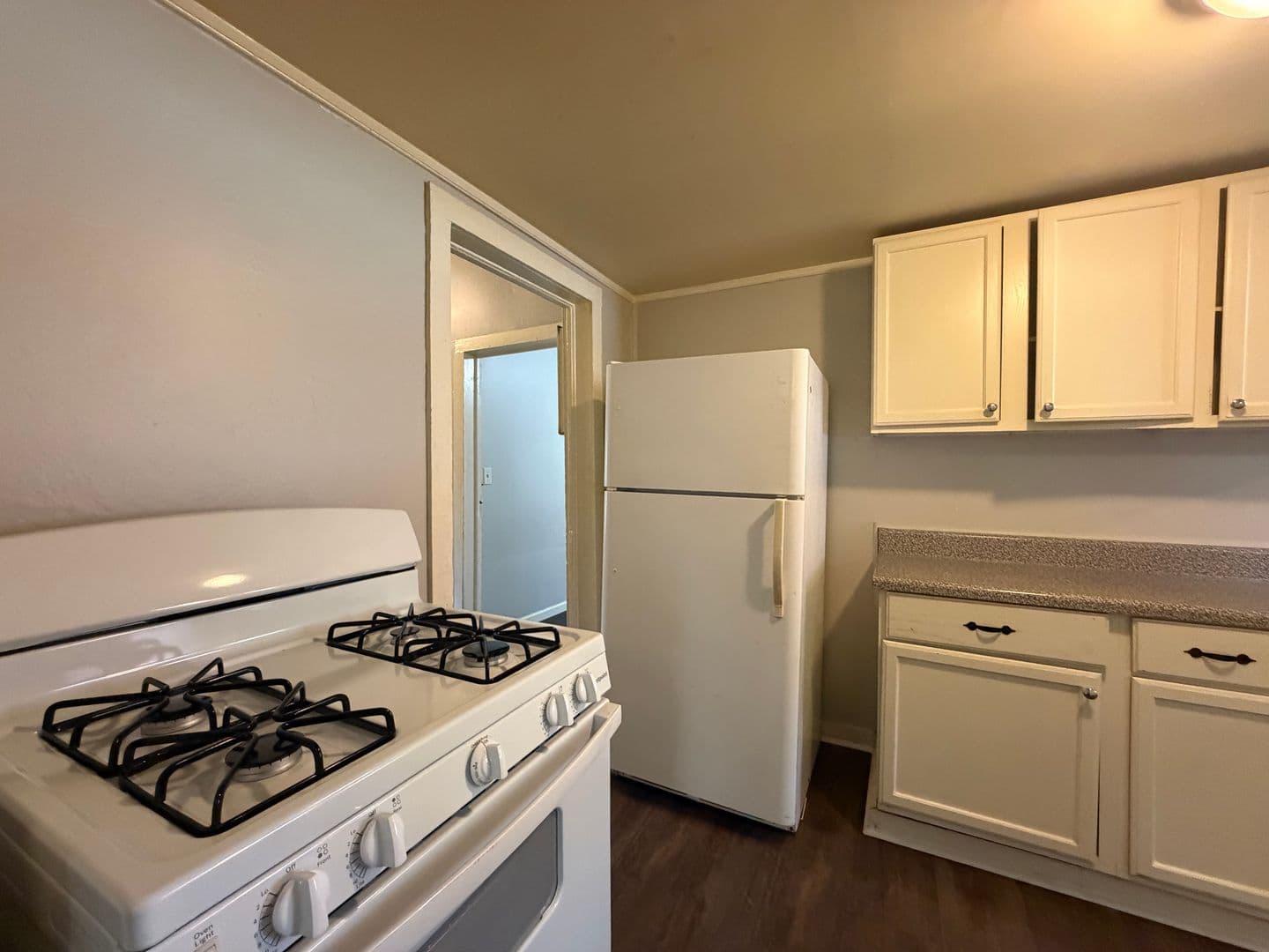 Rome House: 9 N McLin St SW