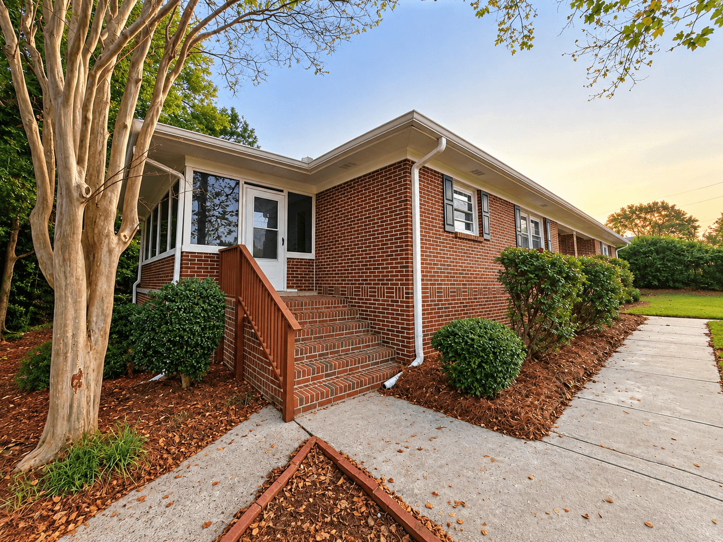 Rome House: 1 Northwood Drive Rome