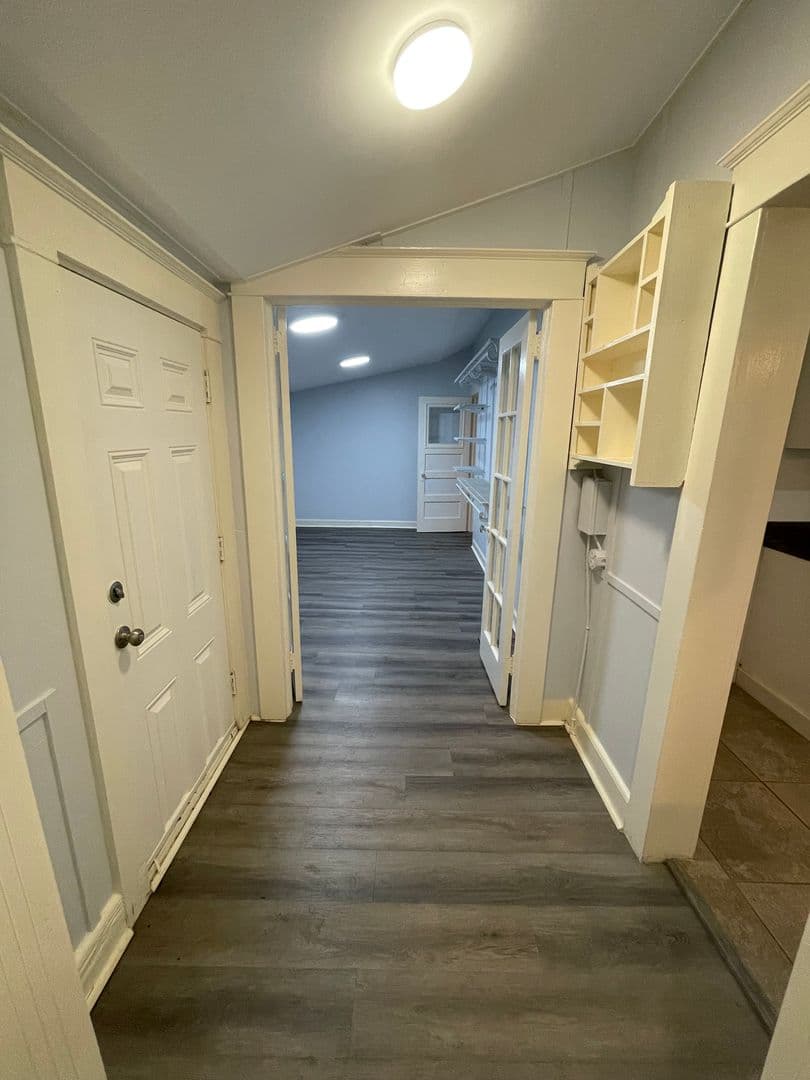 Rome House: 1103 E 2nd Ave