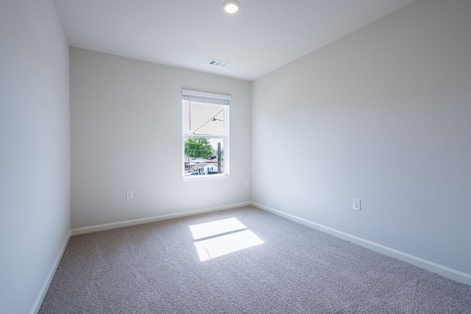 Rome Townhome: 1005 N 2nd Ave NW Unit 1