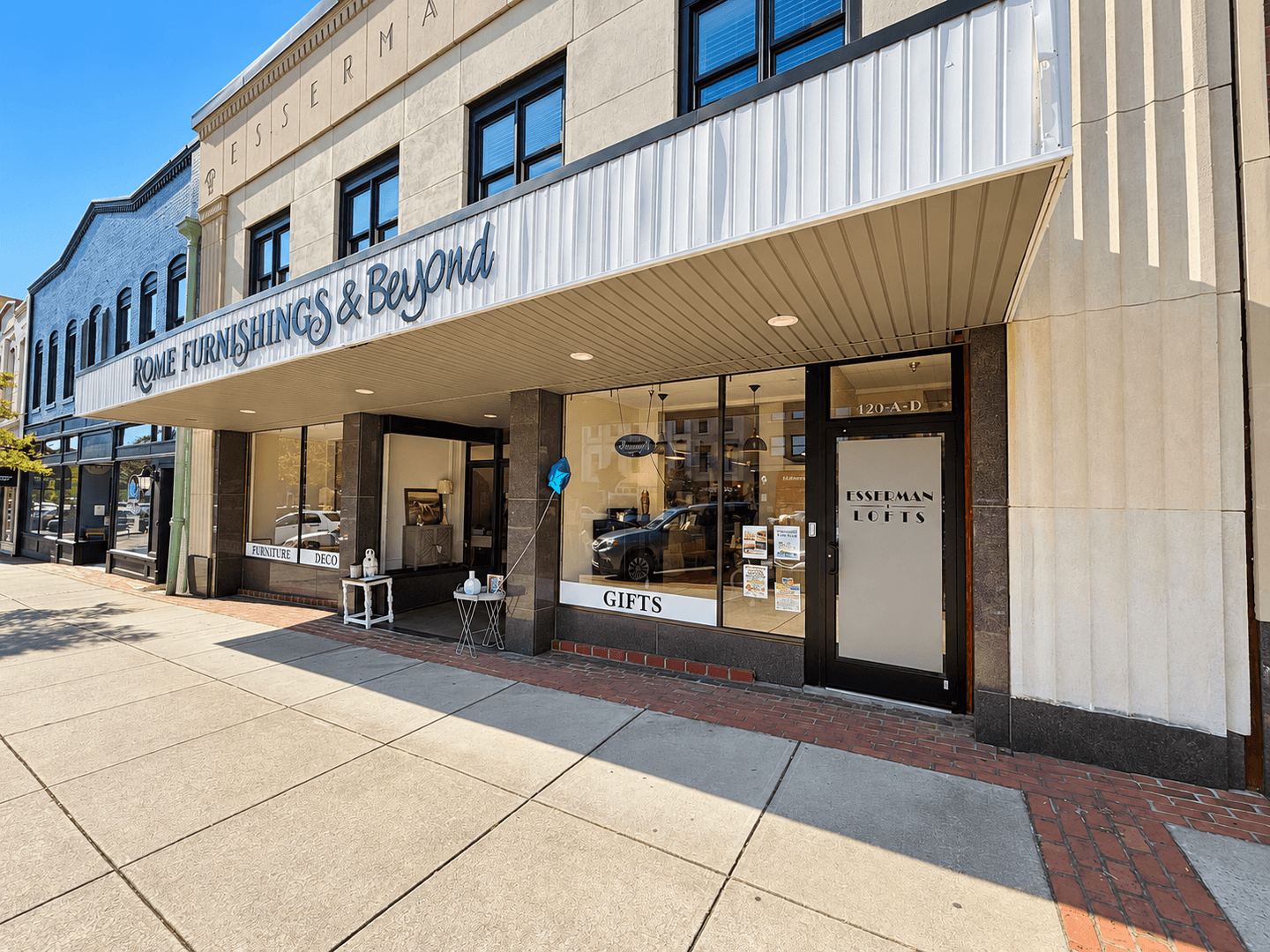Rome Apartment: 425 Broad St