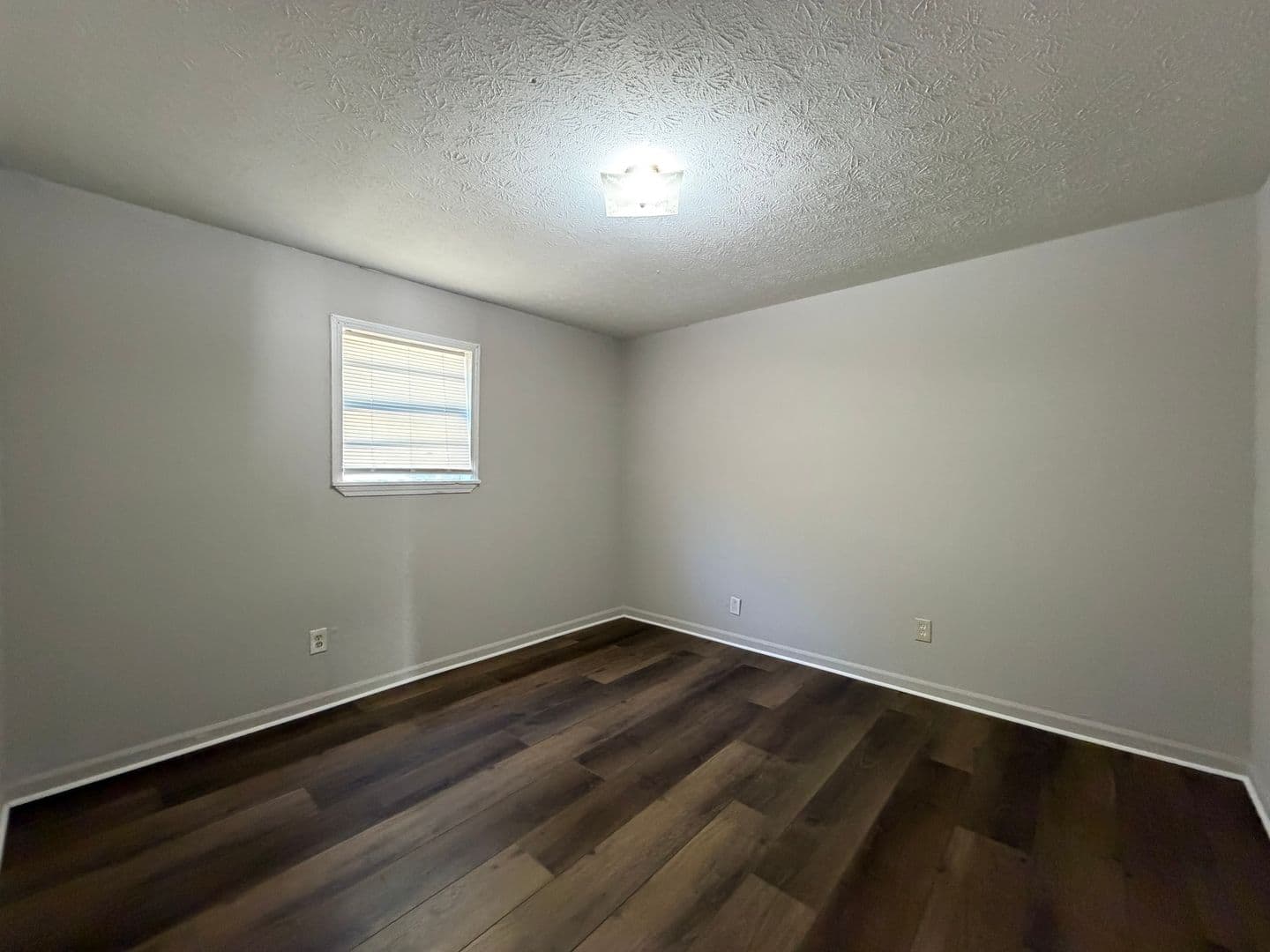 Rockmart Apartment: 117 Pearl St
