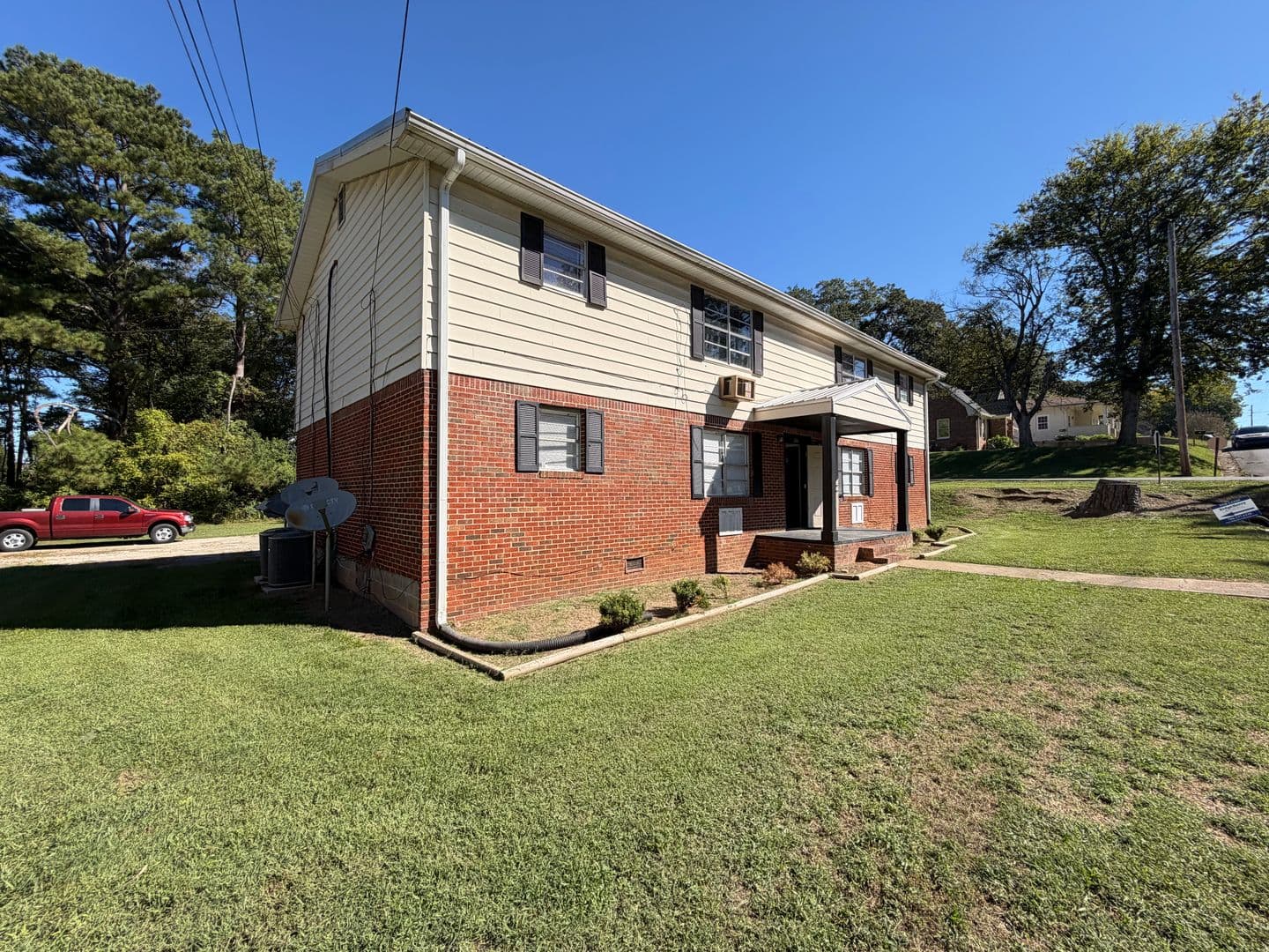 Rockmart Apartment: 117 Pearl St