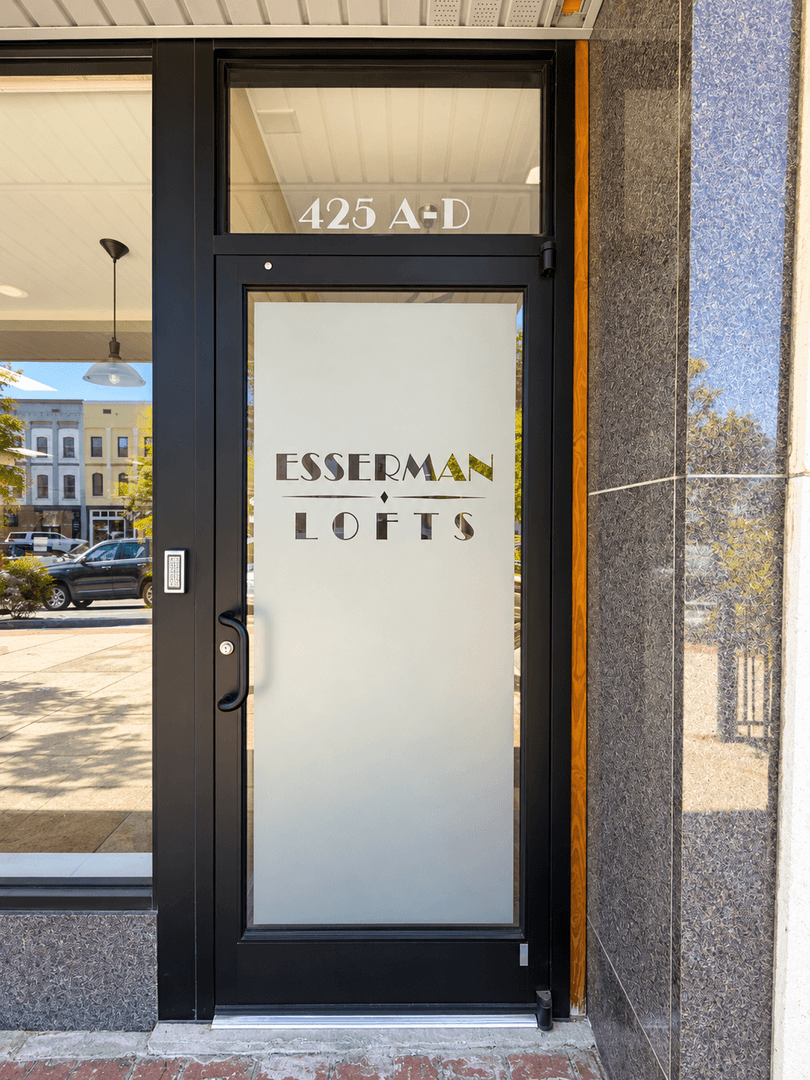 Rome Apartment: 425 Broad St
