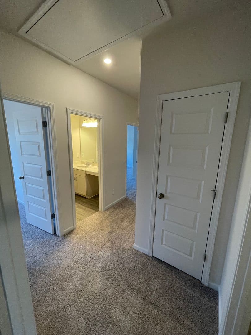 Rome House: 7 Longbrook Dr.