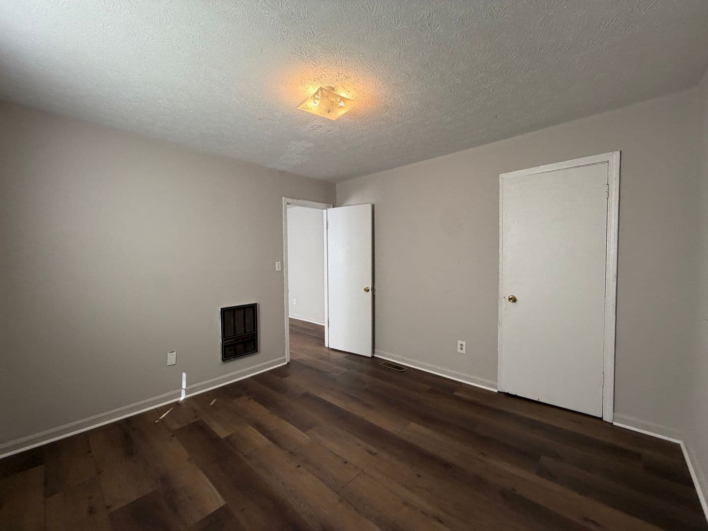 Rockmart Apartment: 117 Pearl St