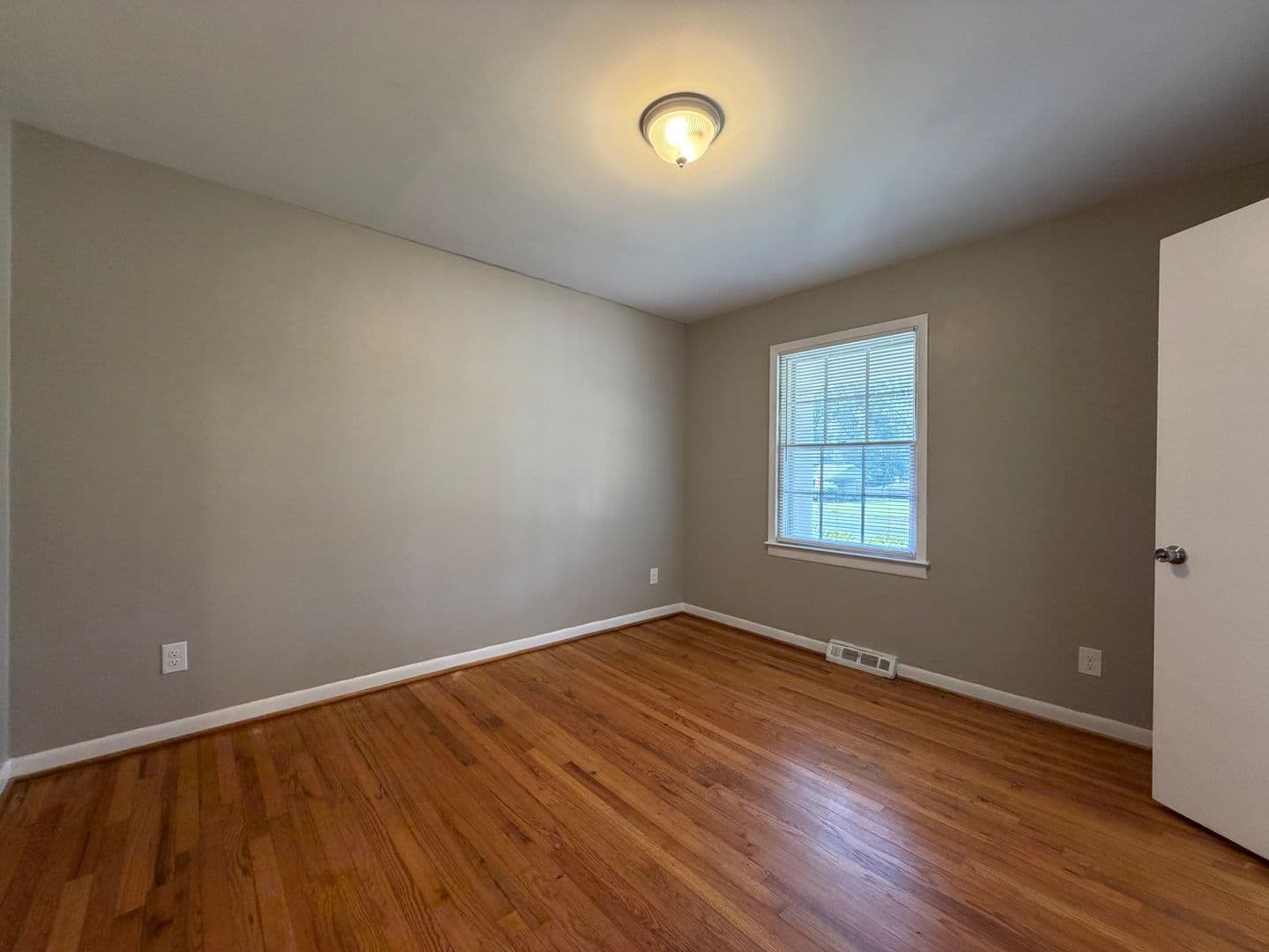 Rome House: 105 Coker Dr