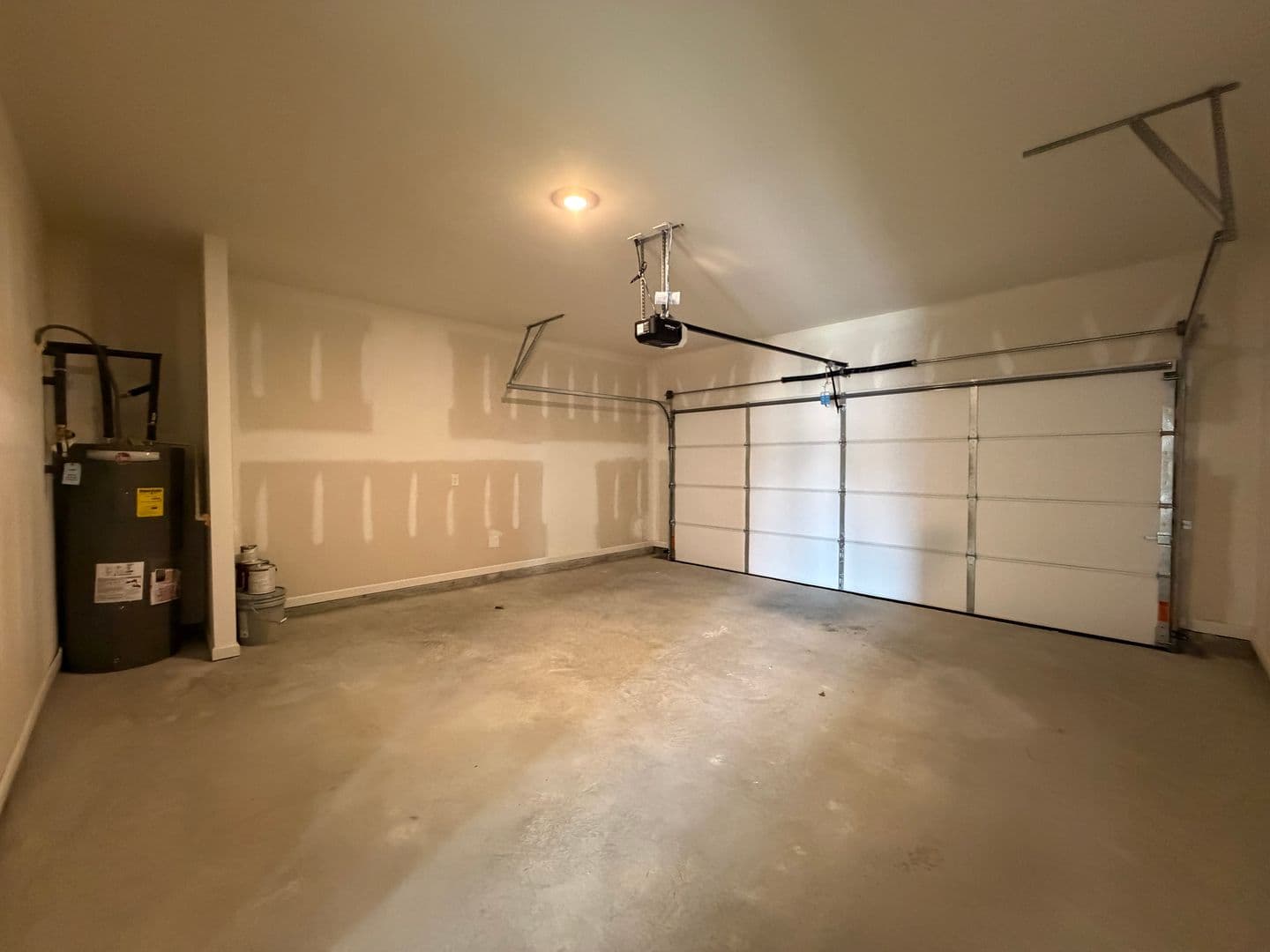 Rome House: 102 Babcock Dr NE