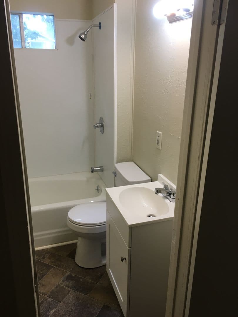 Rome House: 119 Rudy St