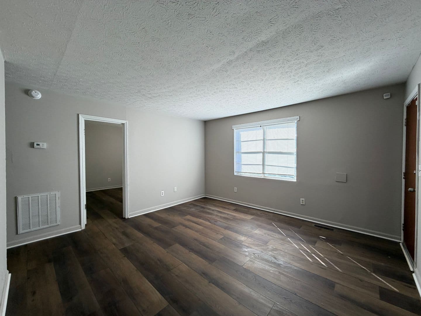Rockmart Apartment: 117 Pearl St