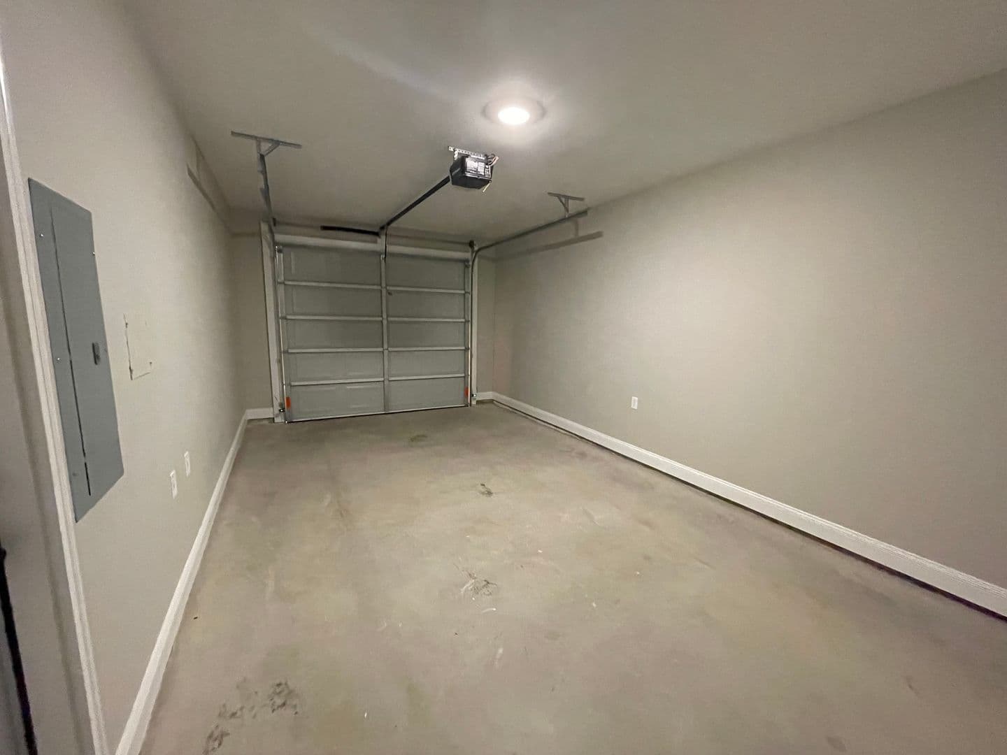 Rome Townhome: 625 E 3rd St Unit 11