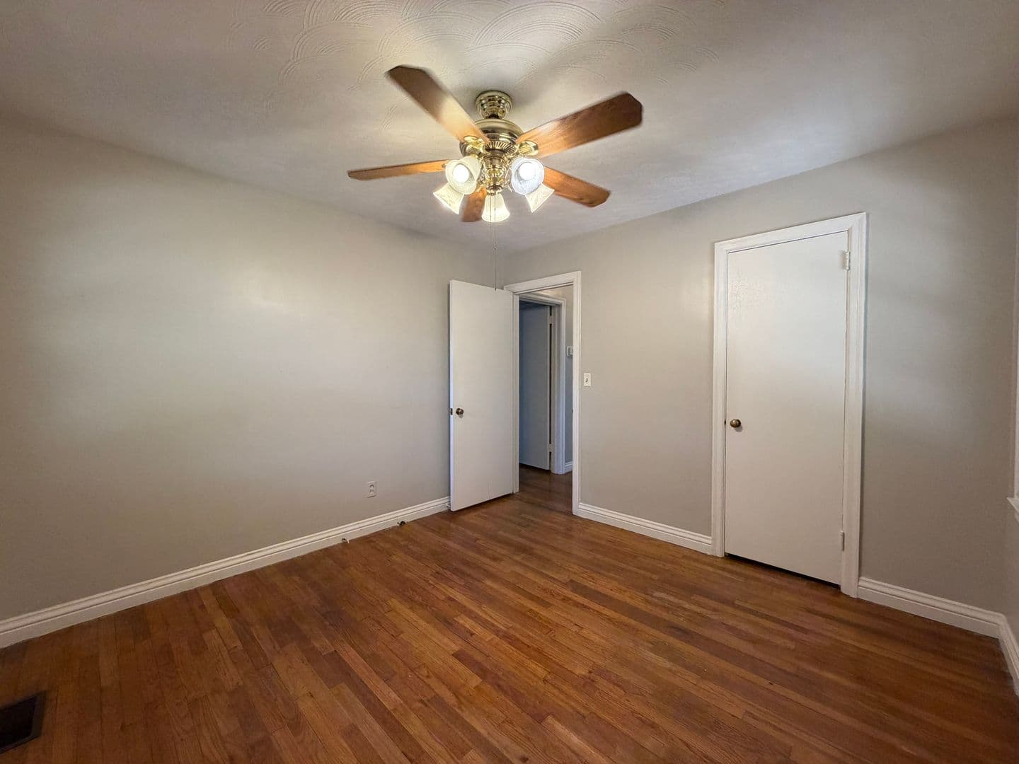 Rome House: 515 Laporte St