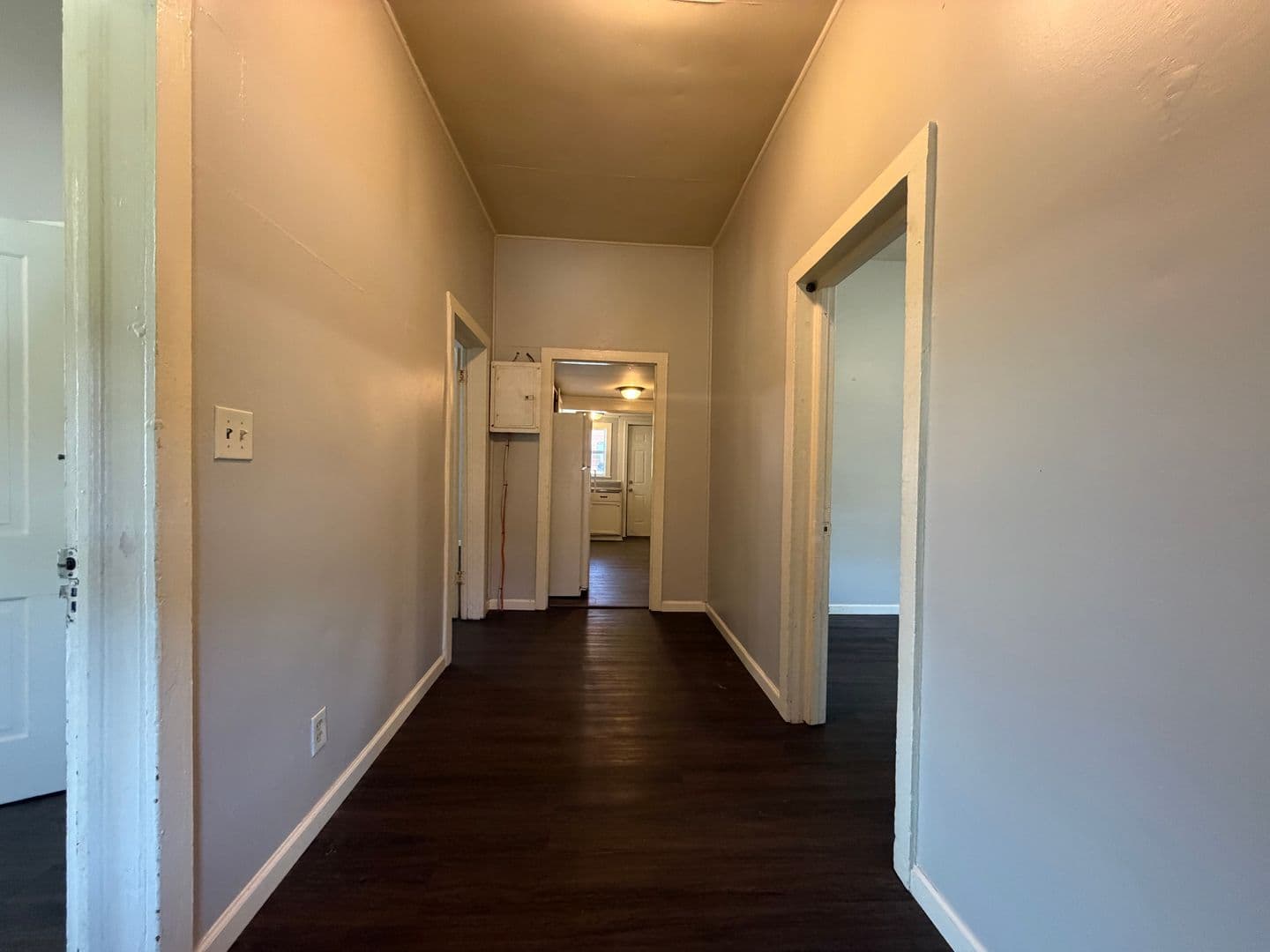 Rome House: 9 N McLin St SW