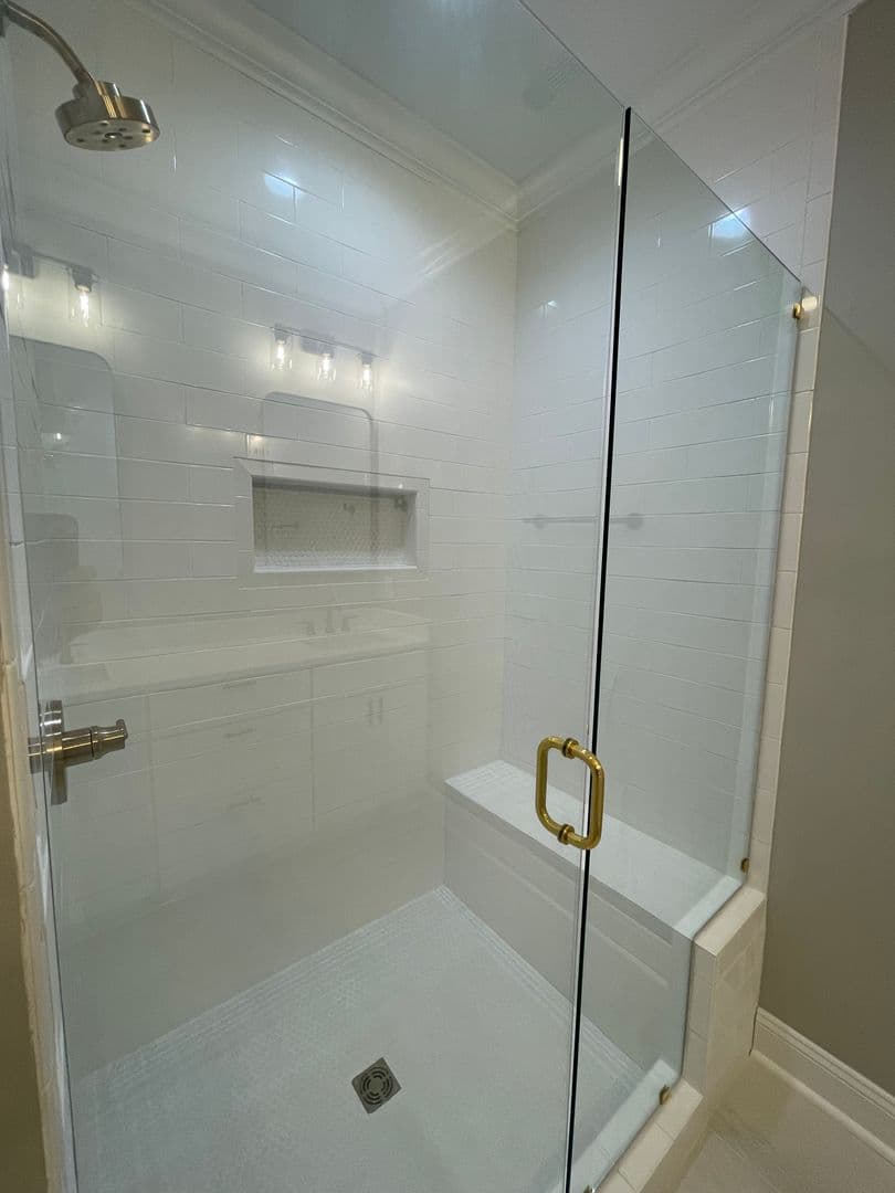 Rome Townhome: 625 E 3rd St Unit 11