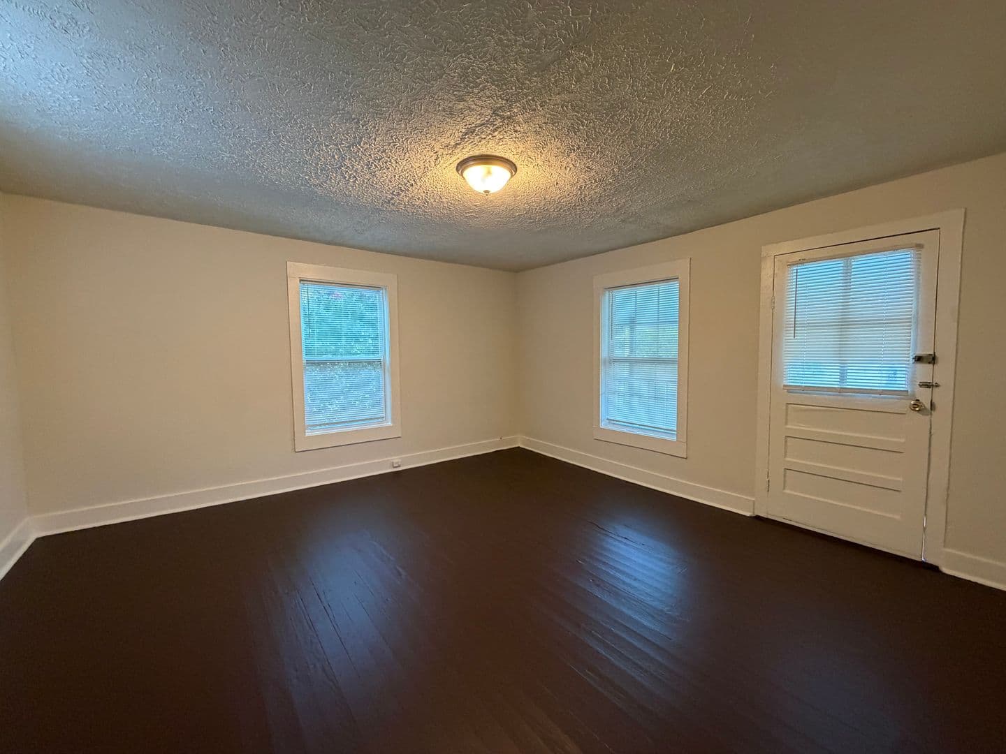Rome Apartment: 2 N Mclin St.