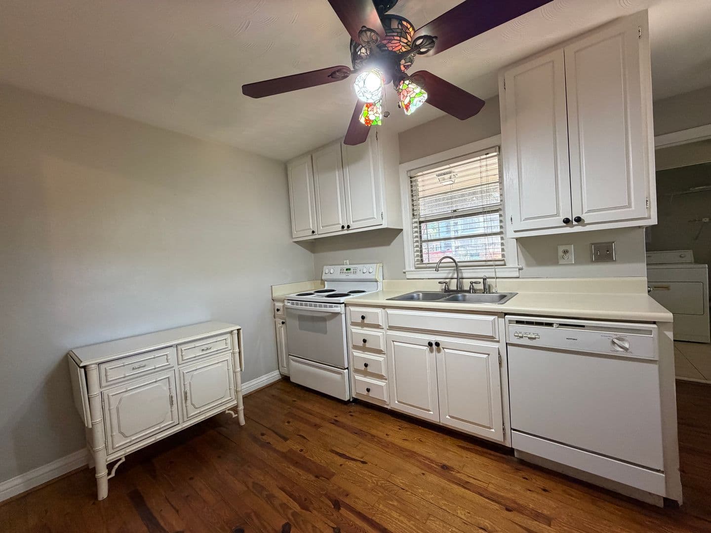 Rome House: 515 Laporte St