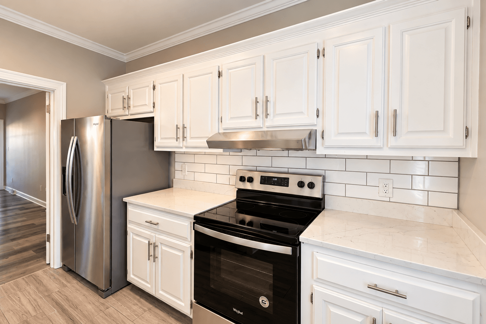 Rome Apartment: 311 E 2nd Ave