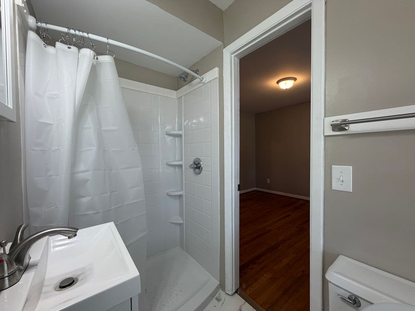 Rome House: 105 Coker Dr