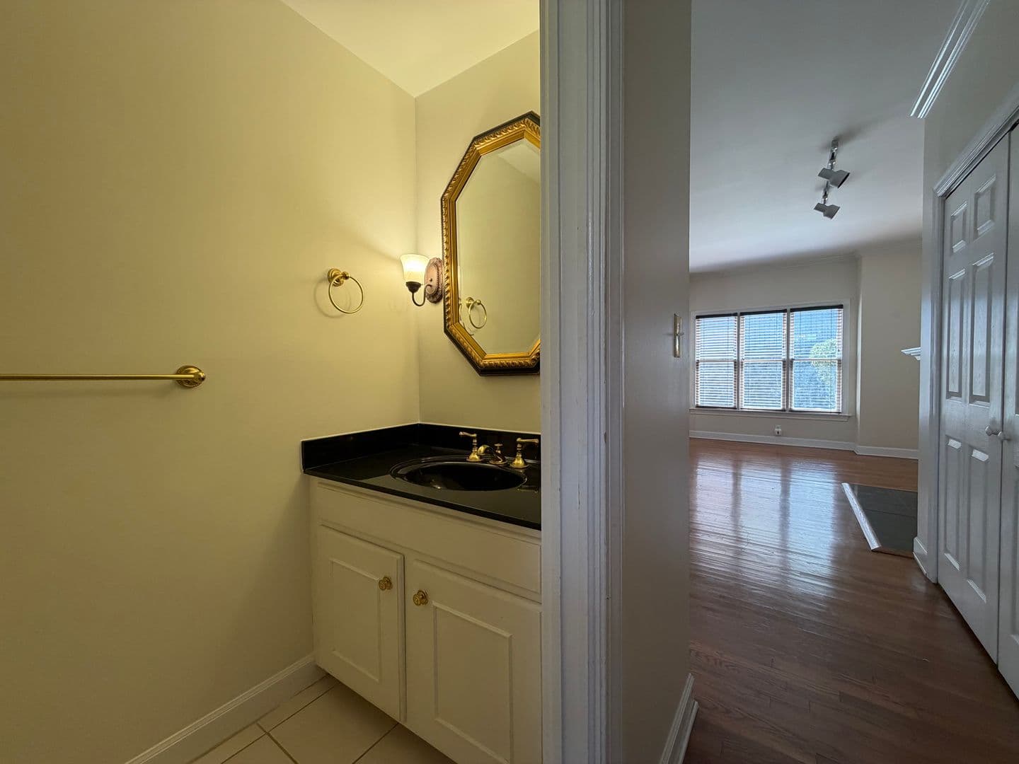 Rome House: 312 E 7th