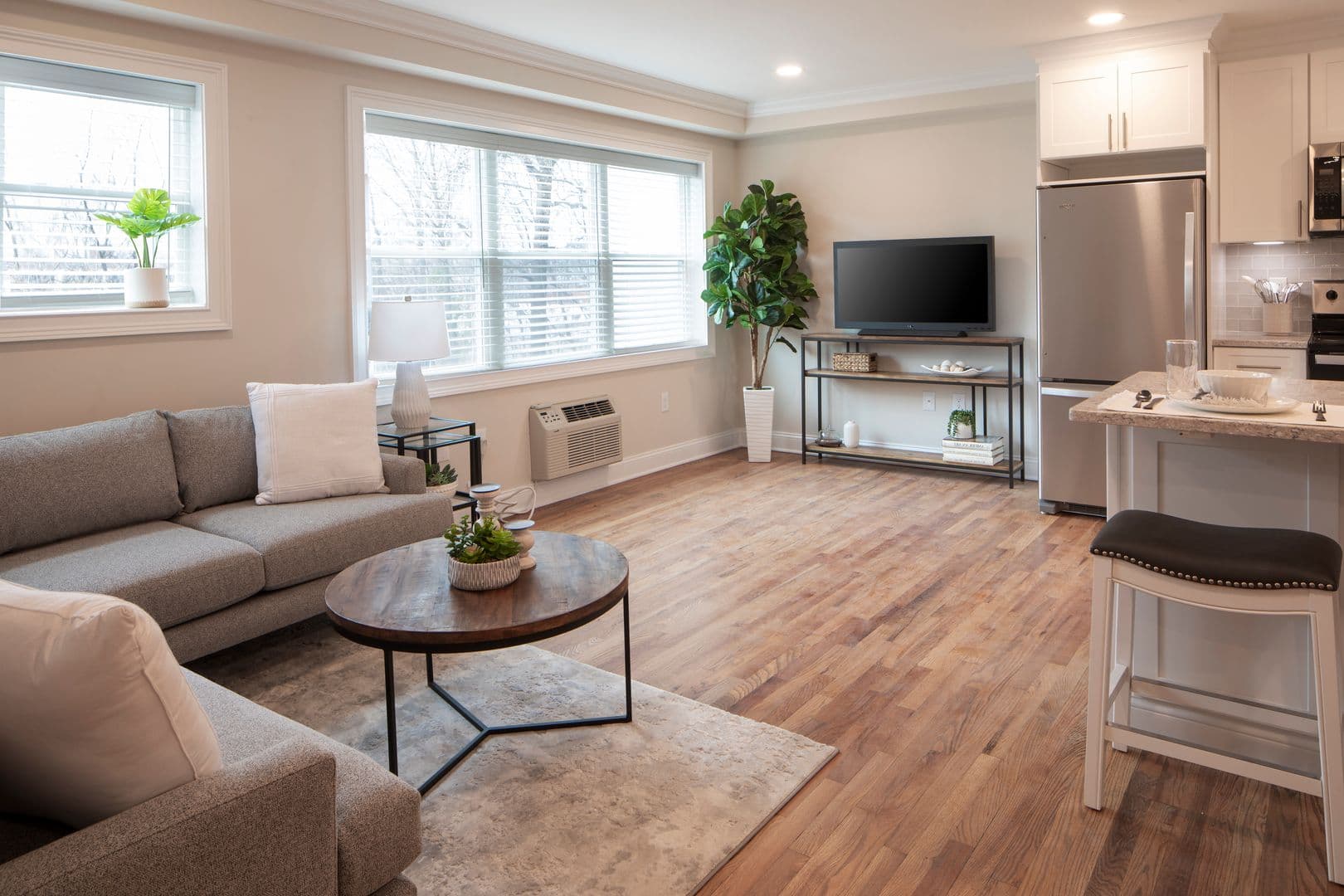 Hackensack Apartment: 70 Polifly Road