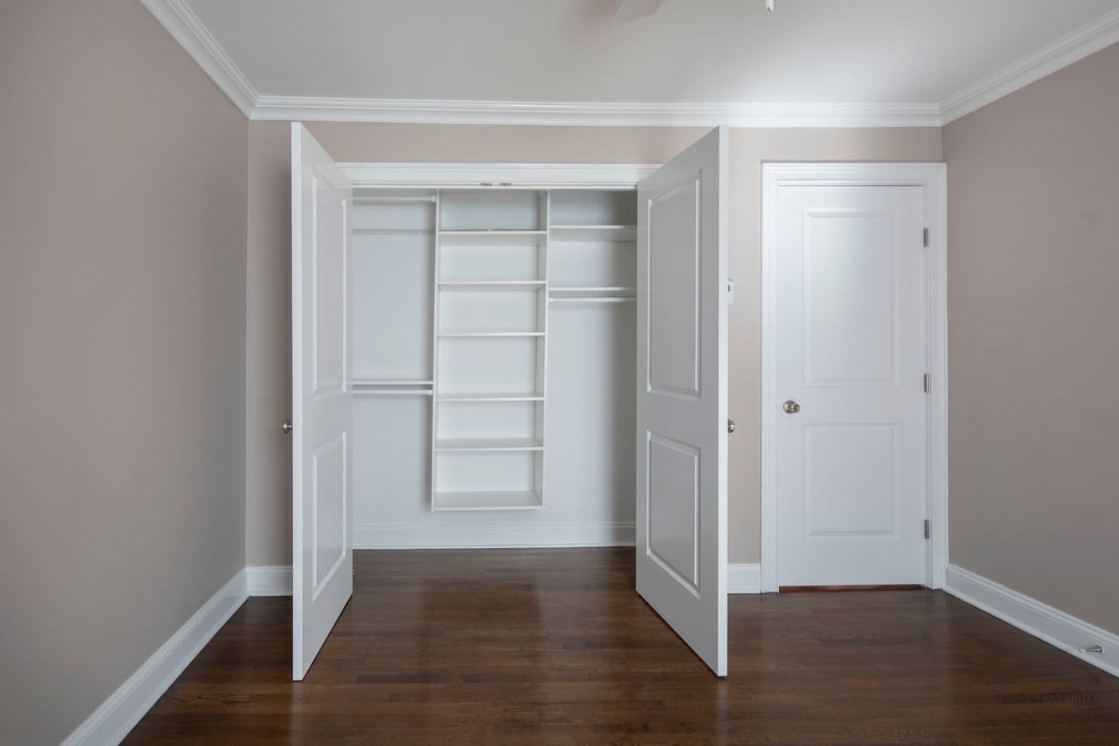 Hackensack Apartment: 30-34 Moonachie Rd