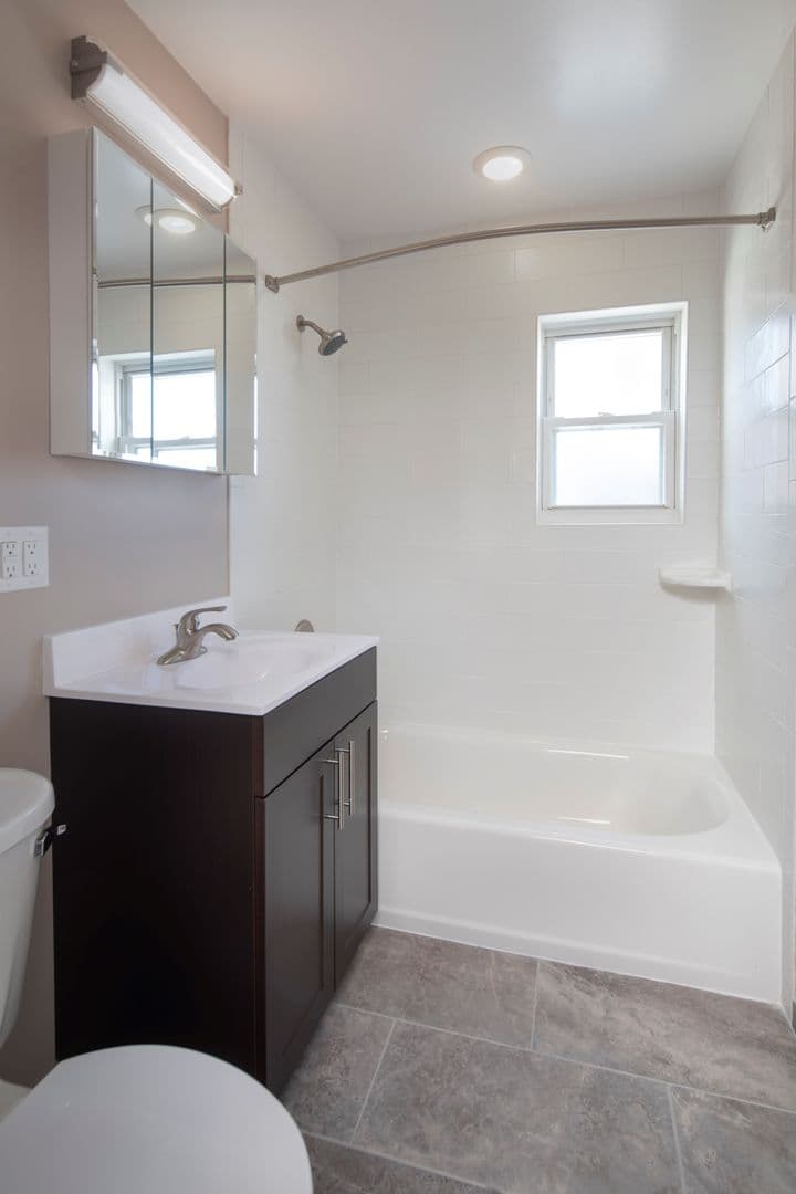 Hackensack Apartment: 340 Park Street