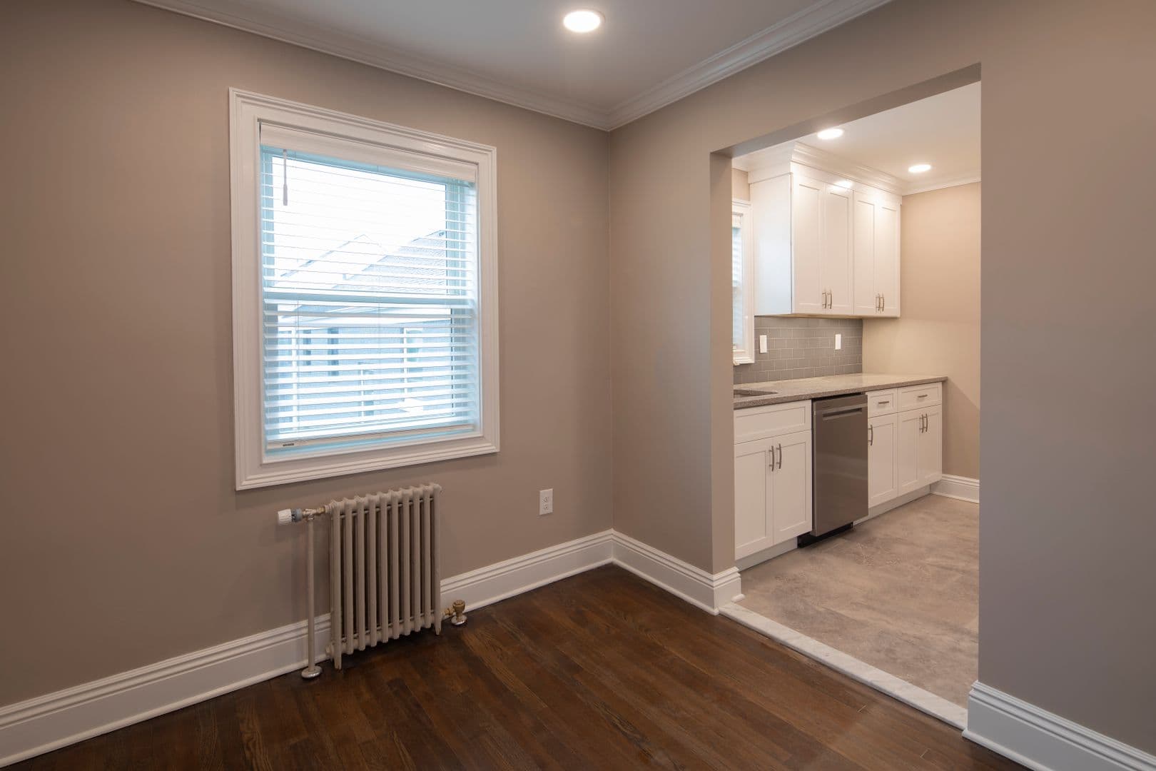 Leonia Apartment: 405 - 425 Broad Avenue,