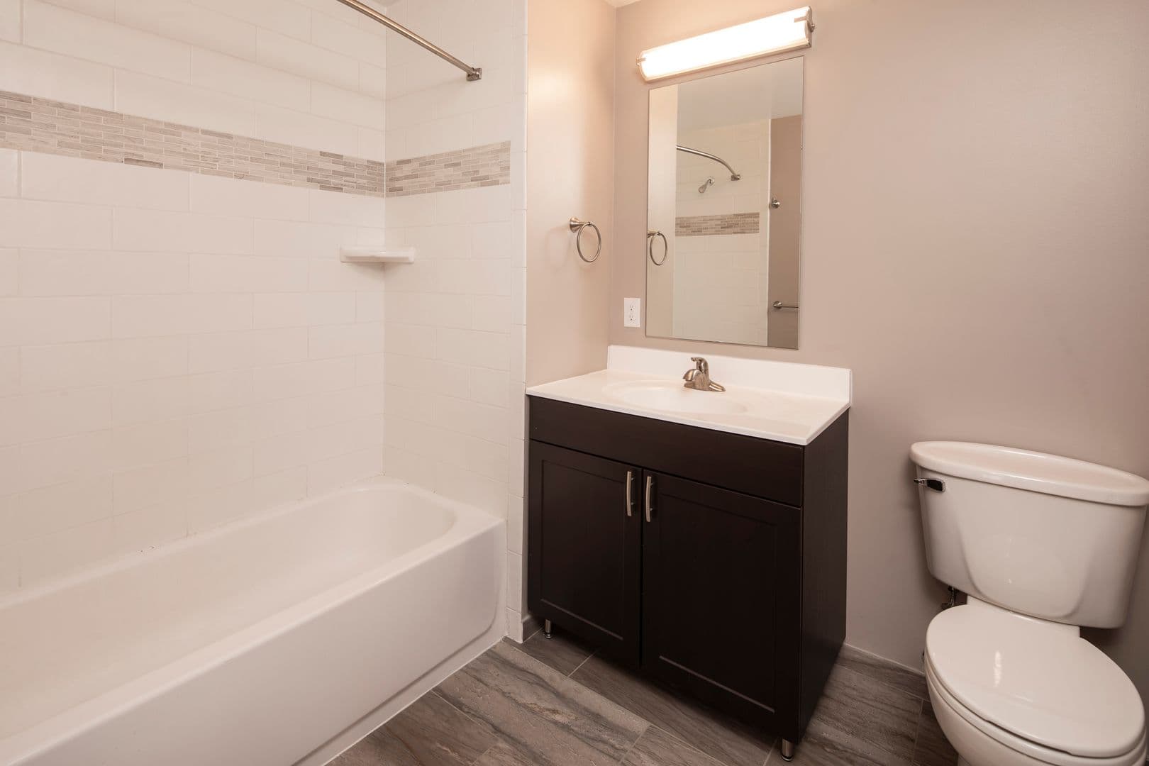 Hackensack Apartment: 29 Linden Street